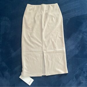 Lululemon Softstreme HR Midi Skirt